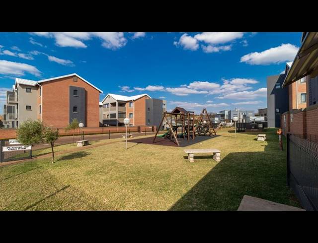 3 BEDROOM APARTMENT FOR SALE IN ROODEPARK ECO ESTATE